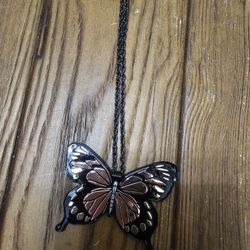 Butterfly Neaklace On Long Chain 