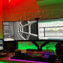 (2) MSI G27C4, 27" Gaming Monitor, 1920 x 1080 