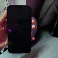 Black iPhone 14