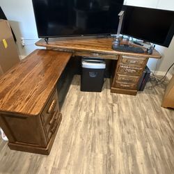 Work Table / Desk