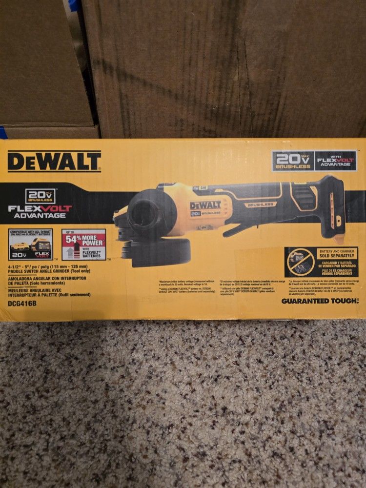 DEWALT
20V MAX Cordless Brushless 4.5 - 5 in. Paddle Switch Angle Grinder with FLEXVOLT ADVANTAGE (Tool Only)
