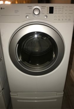 LG Electric washer and dryer set