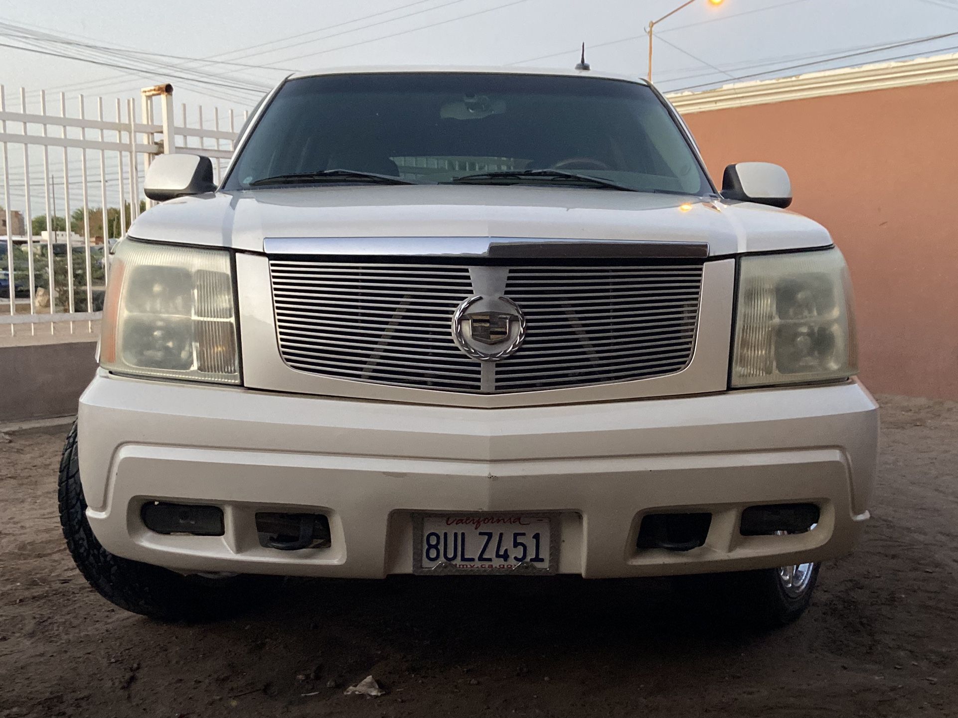 2003 Cadillac Escalade