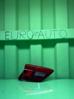 2018 2019 2020 2021 2022 2023 2024 VOLKSWAGEN TIGUAN Left Driver Side Trunk Lid / Inner Tail Light OEM 5nn945093