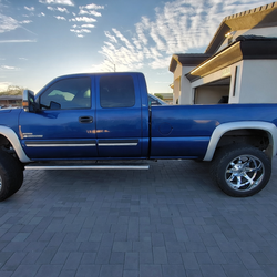 2003 2500hd DURAMAX 4X4 DIESEL