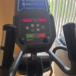 Horizon Elliptical Like New