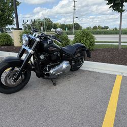 2018 Harley-Davidson Softail Slim – ONLY 3,871 Miles – Clean – $13,499