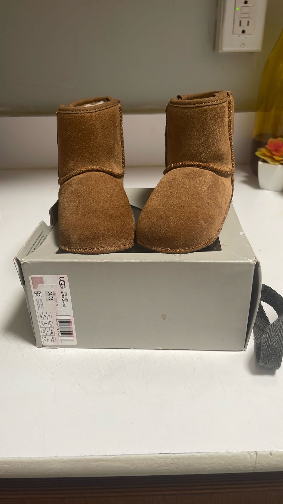 UGG Baby classic