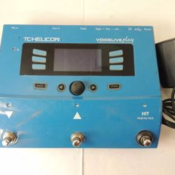 Tc Helicon Voice live Play