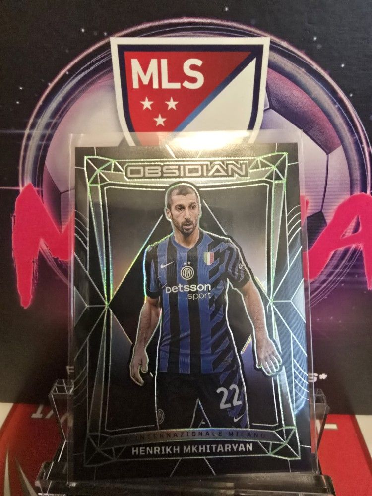 Henrikh Mkhitaryan Obsidian Inter Milan Card Nunbered 2/5 Armenian Player