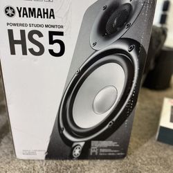 Yamaha HS5 Powered Studio Monitor Speaker 