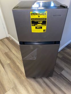 Vissani 4.5 cu. ft. Mini Refrigerator in Stainless Look with Glass Shelves, Top Freezer, and Energy Efficiency