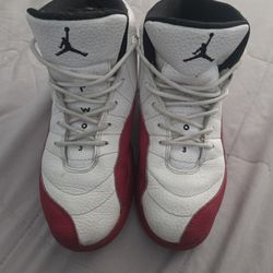 Kids Jordan's 2.5Y Size
