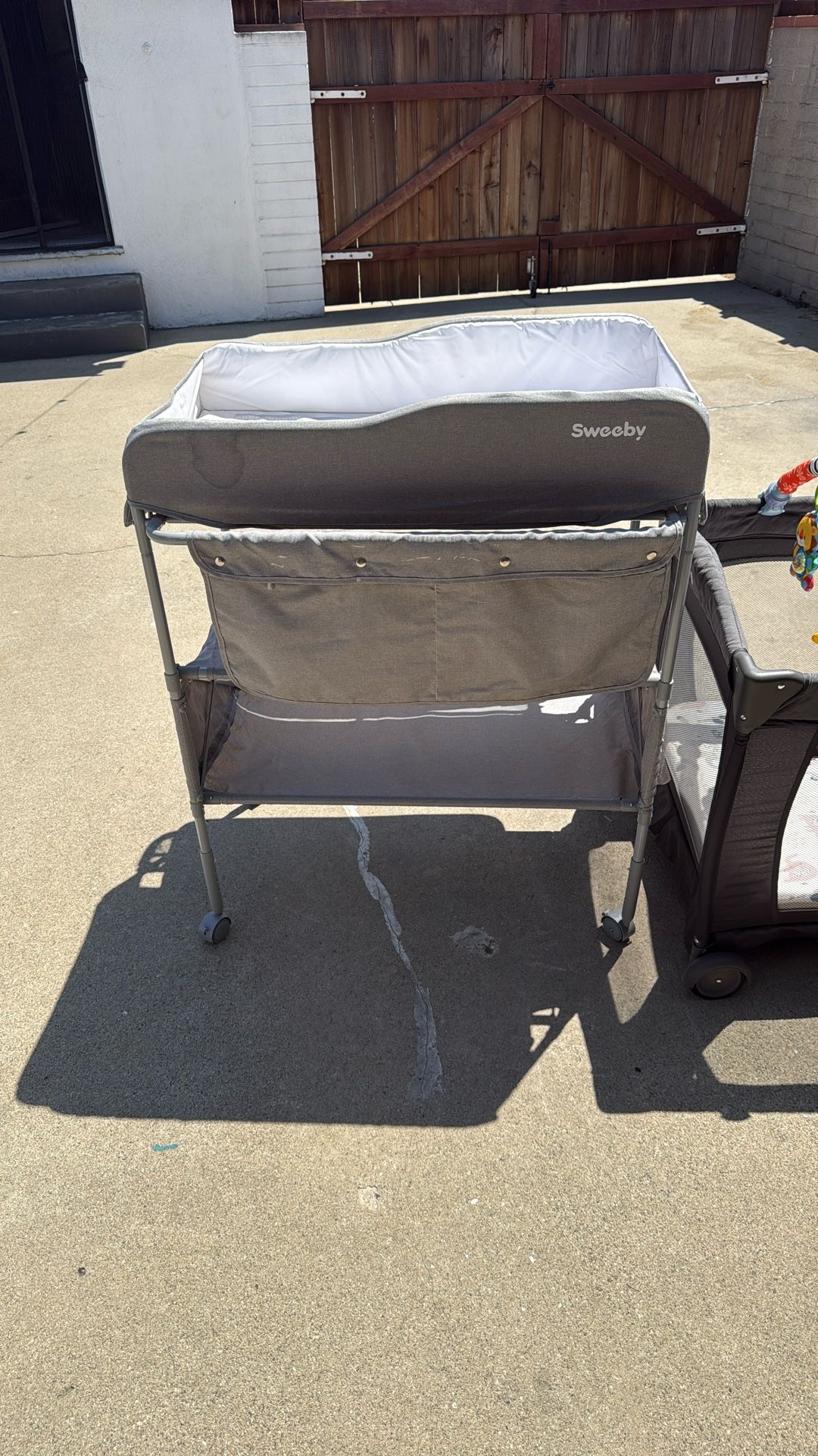 Baby Sweeby Changing Table 