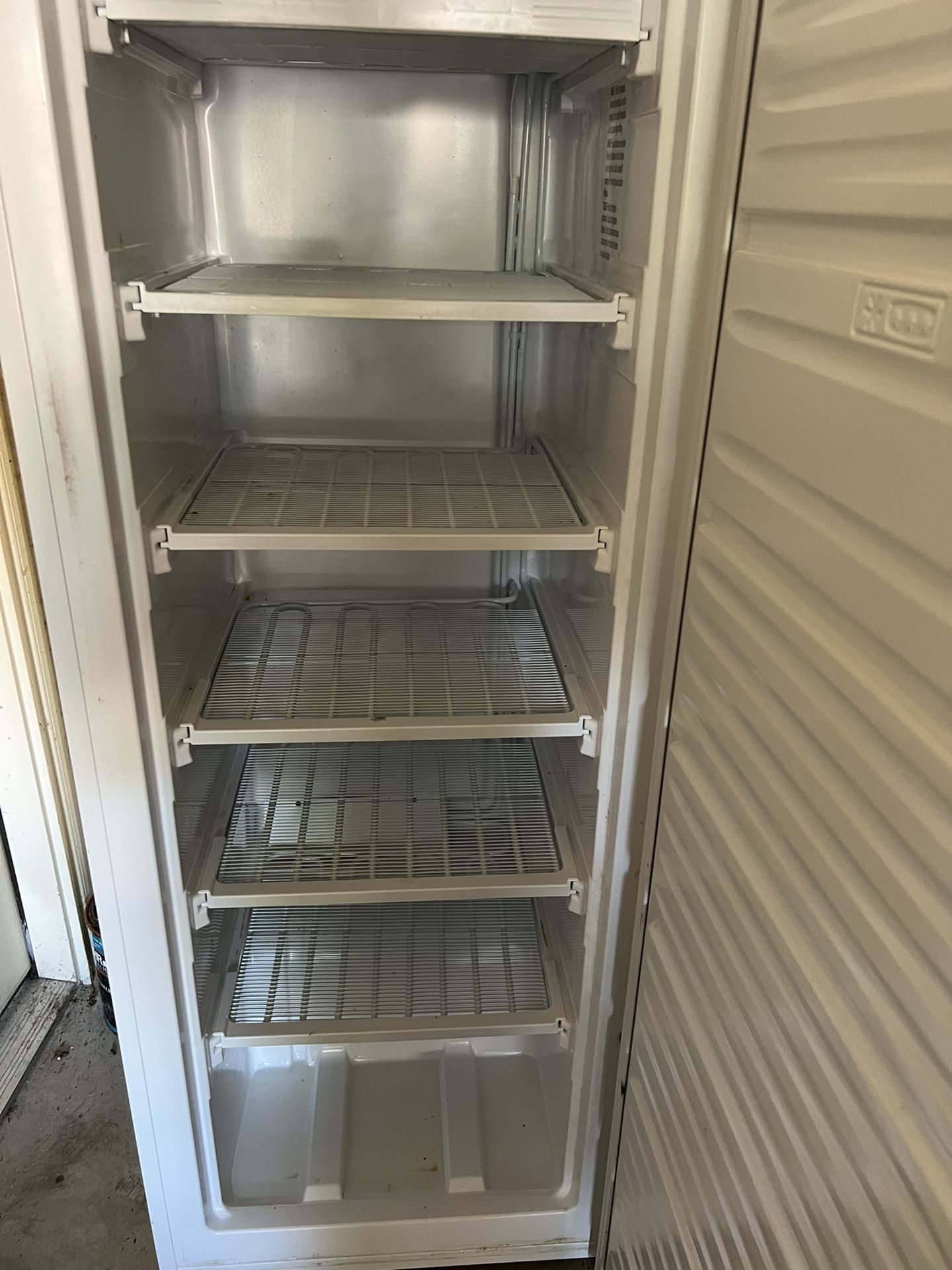 Magic Chef Upright Freezer In White For Sale In Pflugerville Tx Offerup