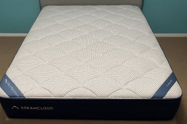 Dreamcloud Premier Rest Queen Mattress