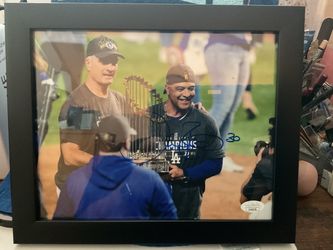 Los Angeles Dodgers Dave Robert’s Autographed 8x10 Photo