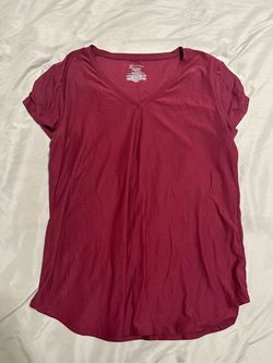 XL V Neck Shirt