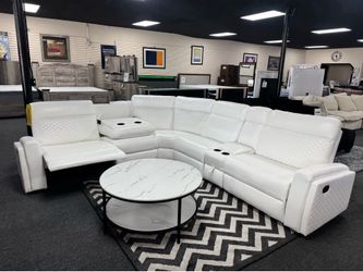 Manual Recliner Sectional. 🚚WE DELIVER🚚
