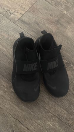 Nike boys size 1youth