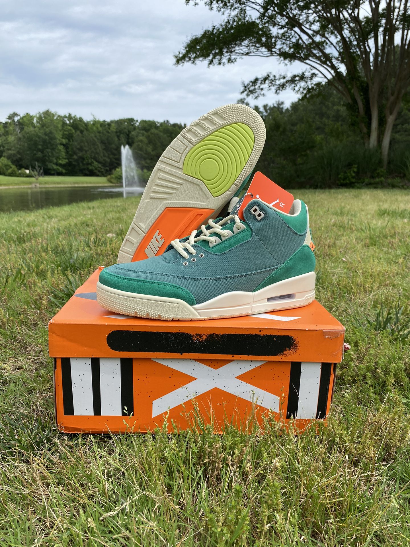 AIR JORDAN 3 NINA CHANEL