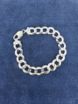 Cuban curb bracelet solid 10k 25.45 grams 8 1/2 inch