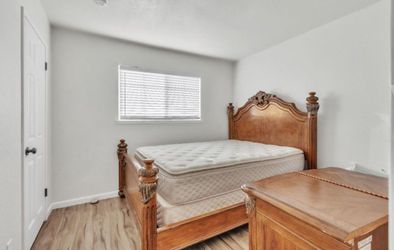 Queen size bedset