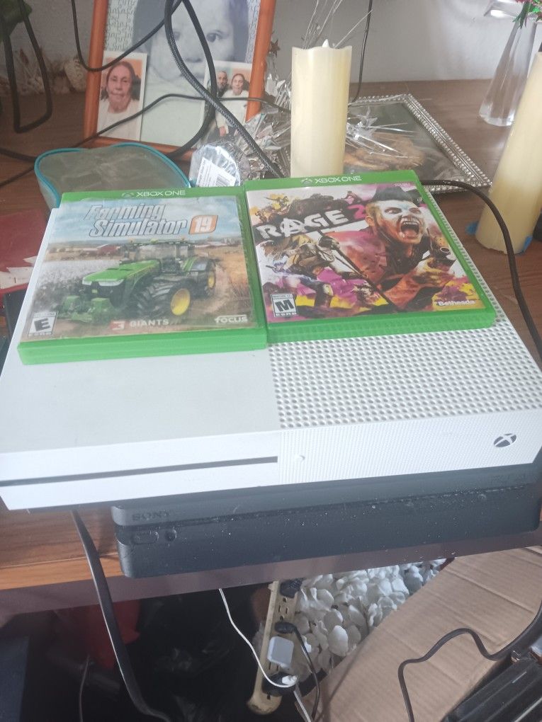 Xbox one s all cables in good condition with 2 games no control
