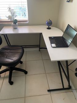 Computer Desk