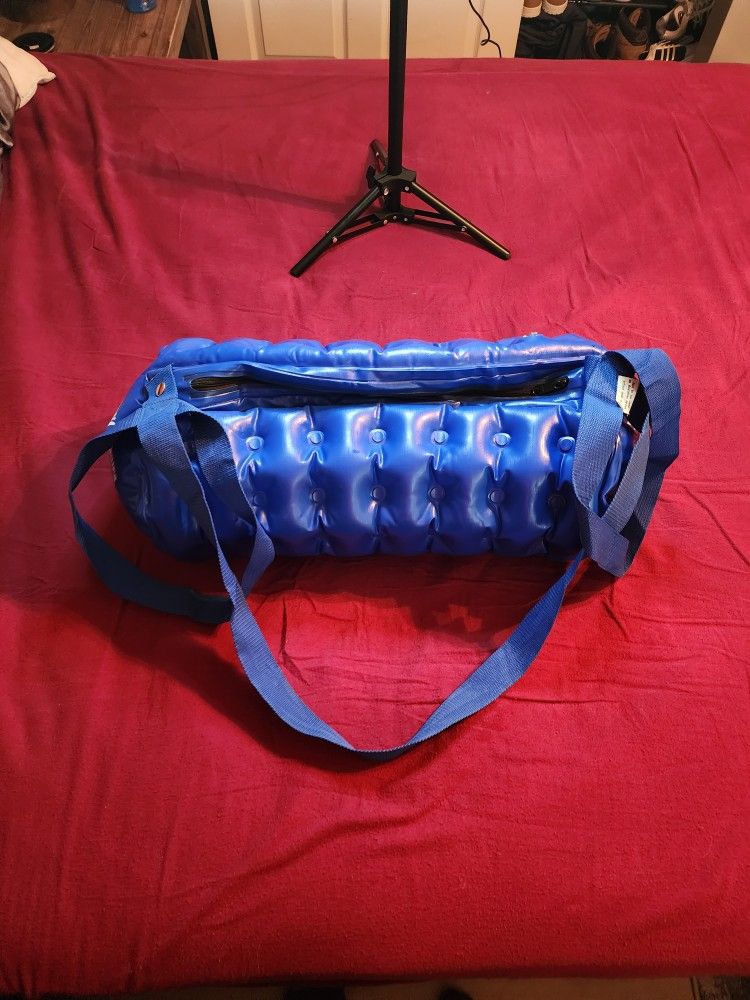 Vintage 1983 Anheuser Bush Inflateable Polar Pouch