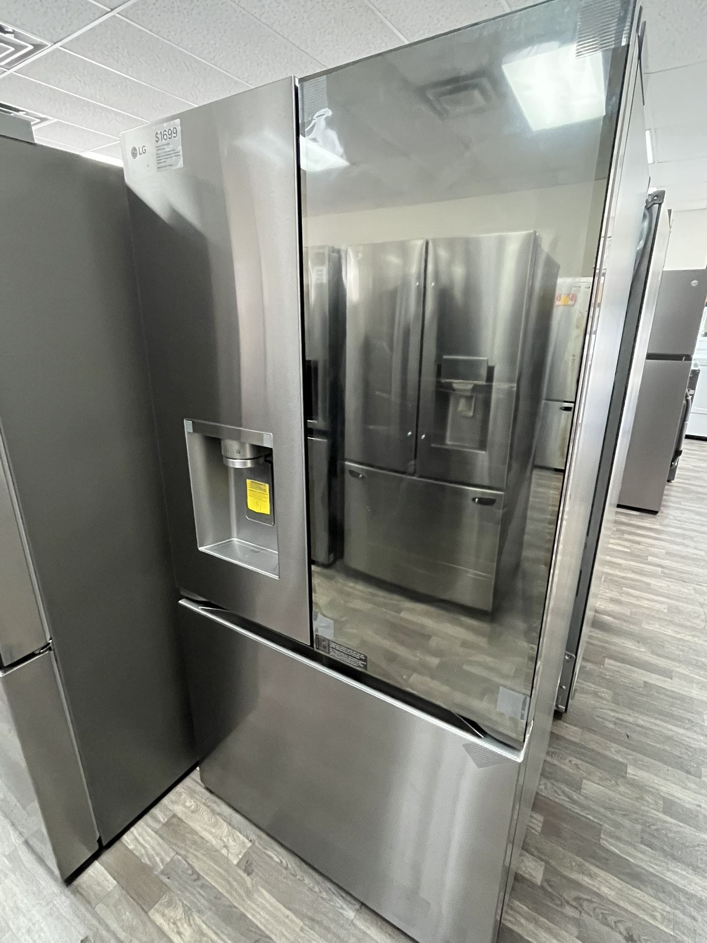 LG French Door Refrigerator, Counter Depth MAX, Mirror InstaView & Ice ONLY $1499