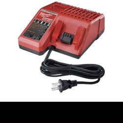 Milwaukee  18v & 12v Charger 