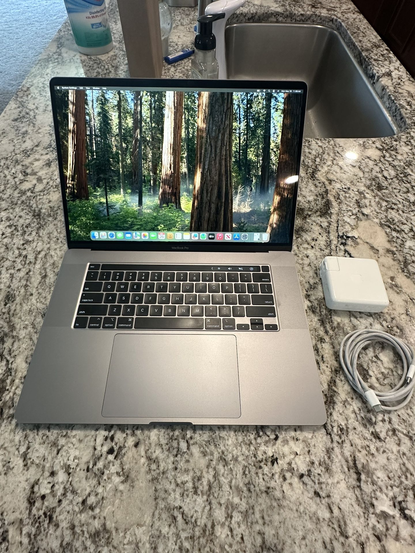 (1) 16” MacBook Pro Intel Core i716gb RAM 500gb SSD