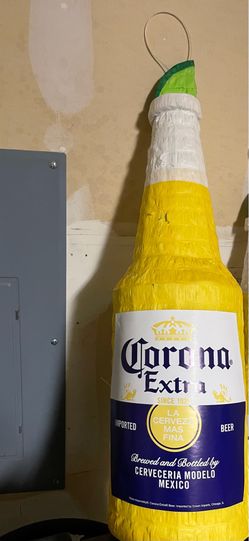 Corona piñata