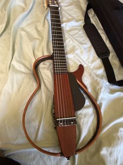 Yamaha SLG200NW Silent Nylon-String Guitar – Excellent Condition