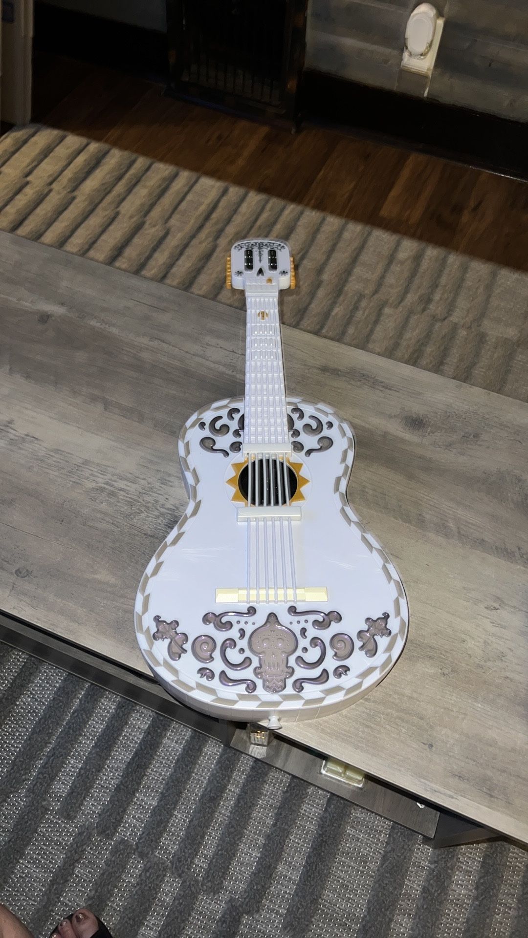 Disney Pixar Coco Interactive Toy Guitar Sound & Light 2017 Miguel Tested Works