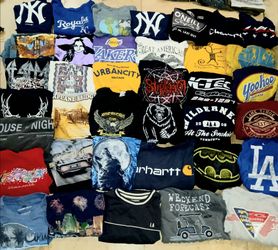 Mixed Vintage Graphic T-Shirt Lot (40+ Shirts)