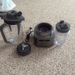 Ninja Twisti Blender SS150 