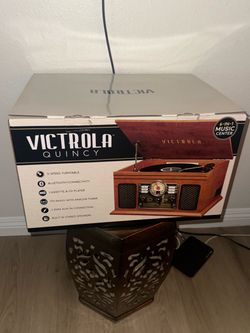 Victrola Quincy 6-1 Record player