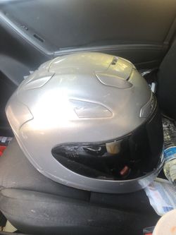 Motorcycle helmet