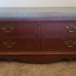 VIRGINIA MAID by LANE Cedar Chest