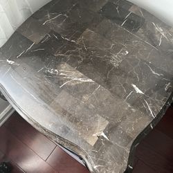 Coffee Table And Side Table 