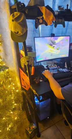 EUREKA GAMING DESK