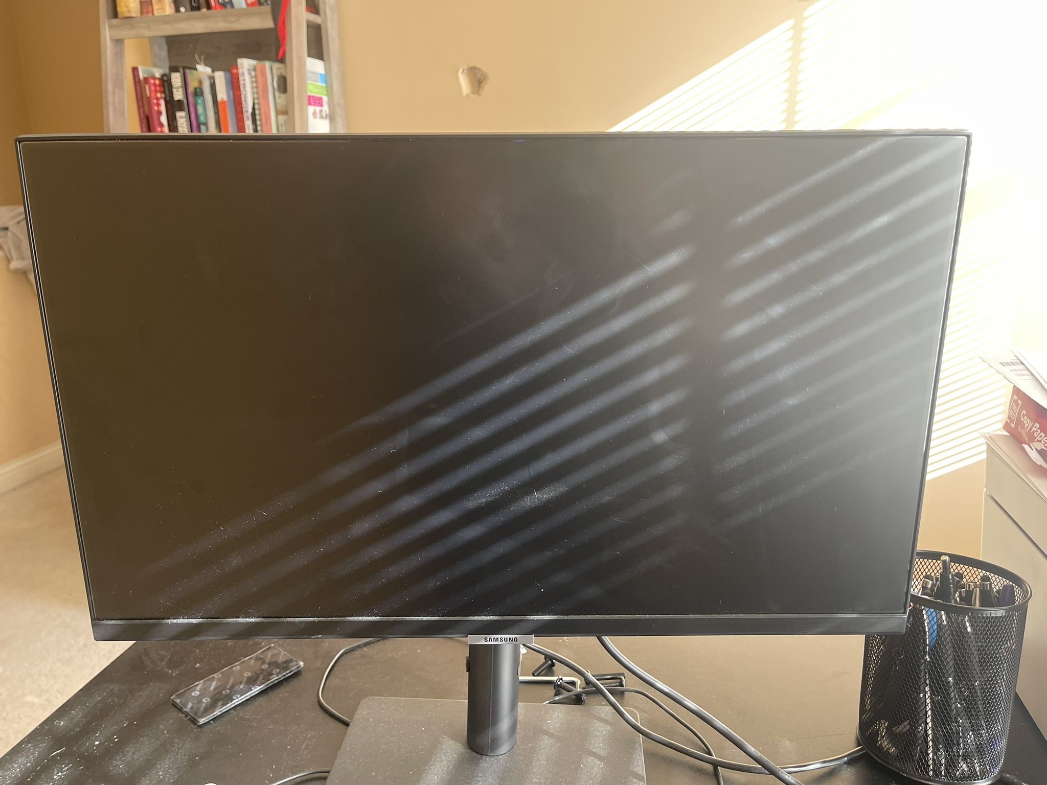 Samsung 27” Monitor, Wireless Accessories & HP printer!