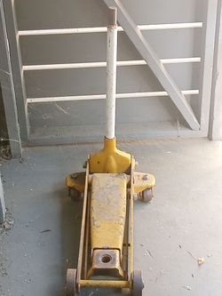 Yellow Heavy Duty Floor Jack
