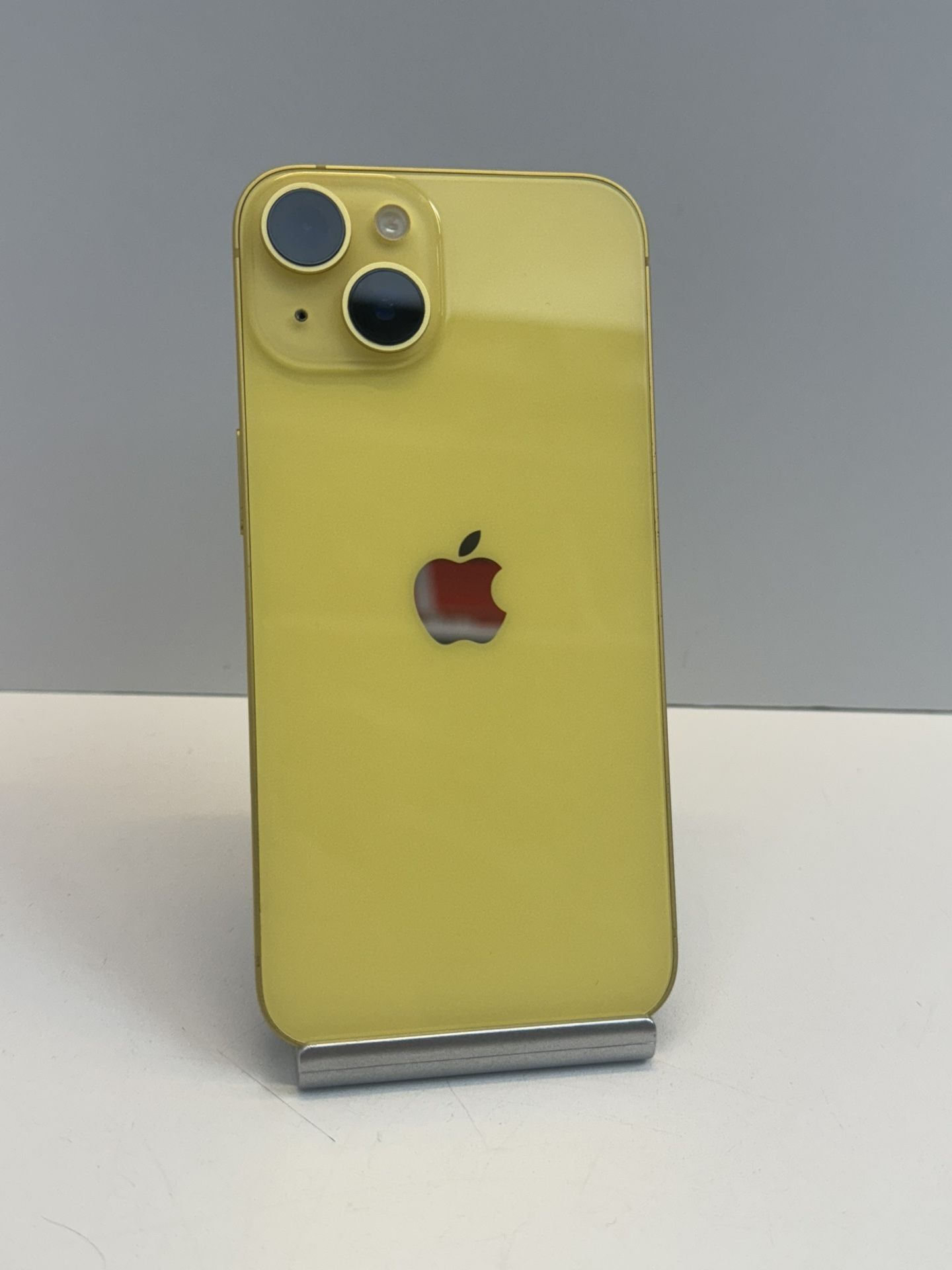 Apple iPhone 14 128gb. ( Unlocked Cellphone )