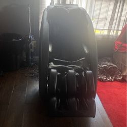 Massage Chair Excellent Condition Best Offer 