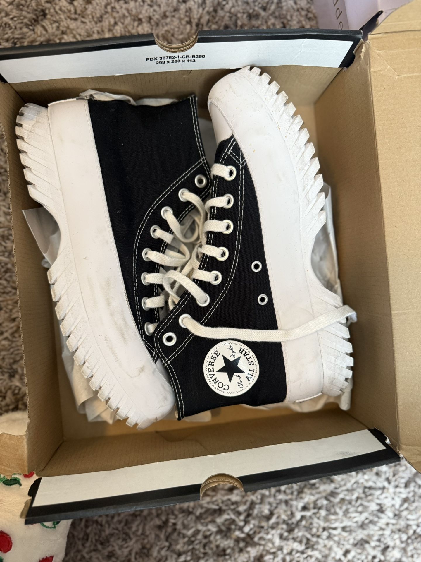 High rise Converse 9womens; 7men 