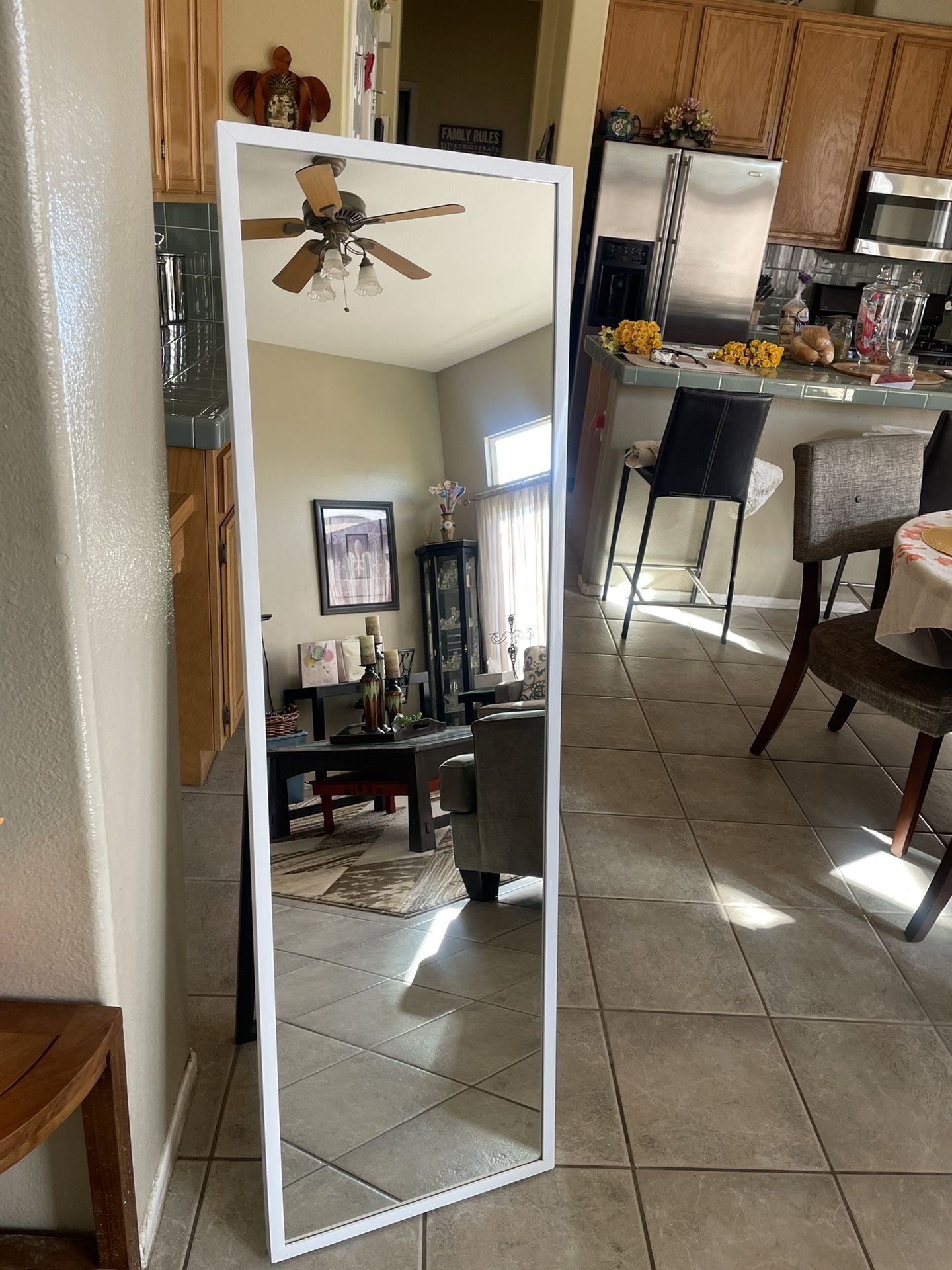 De Luxe Mirror Like New Con. Standing Mirror