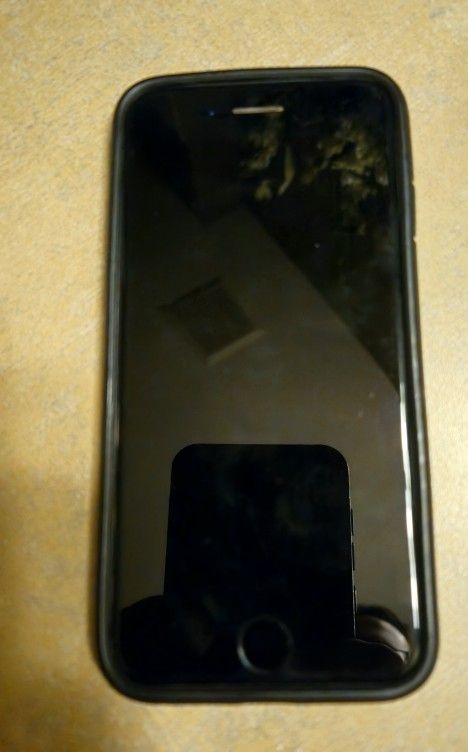 Iphone 8 64GB - Unlocked